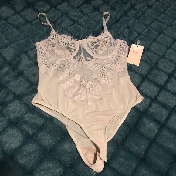 Amber Lace Nude Bodysuit - Picture 1 of 6